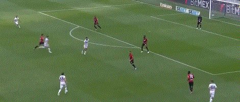 体育app-【意甲】莱昂破僵特奥超级奔袭 AC米兰2比0亚特兰大