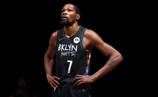 体育平台-【圆桌】ESPN历史75大球星 谁被高估?谁是最大遗珠?