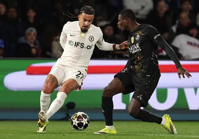 开云体育app下载-古斯托本场数据：1粒进球，2次抢断，6夺回球权，对抗11胜8