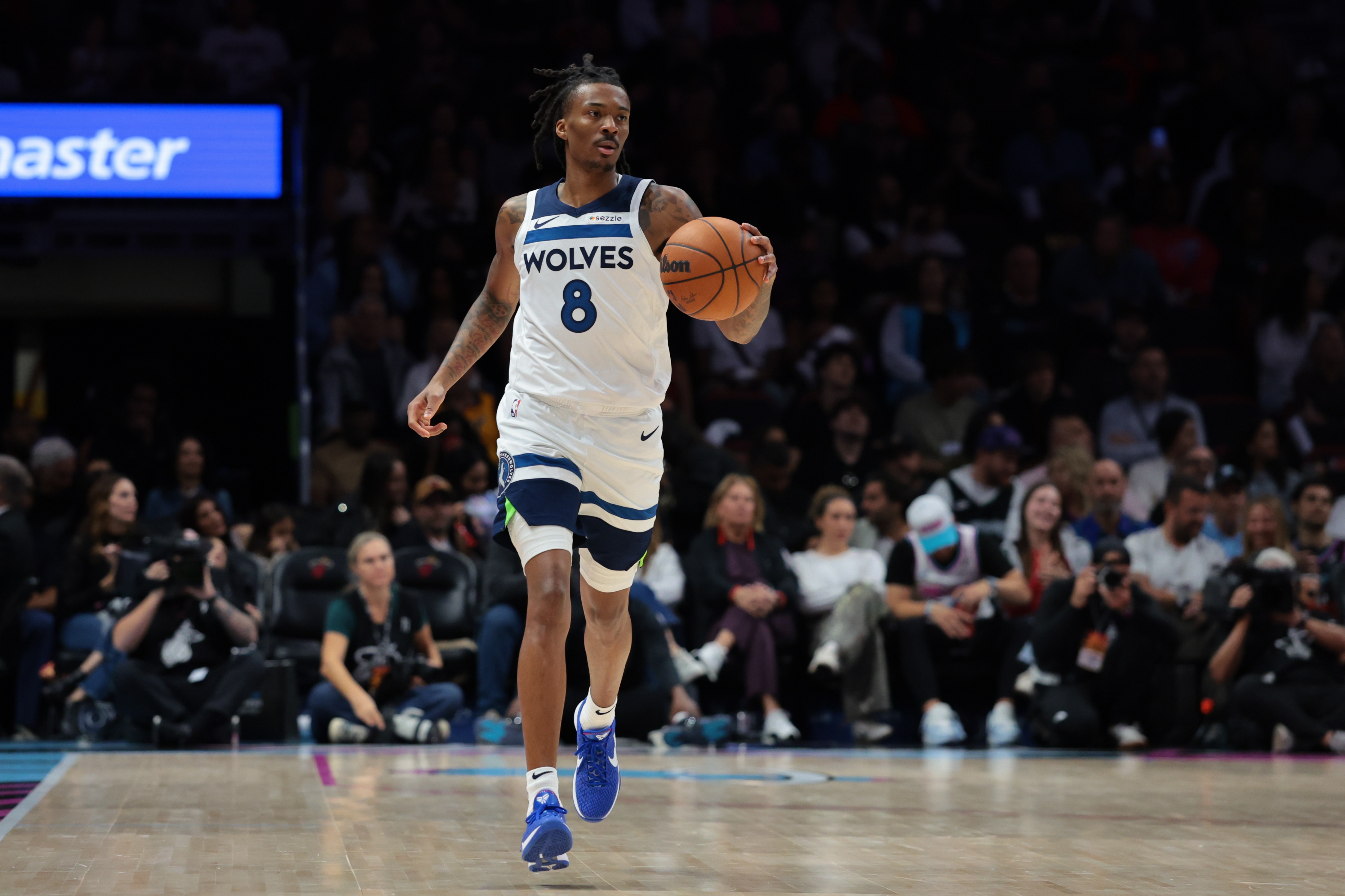 开云体育app下载-这场打嗨了！海兰德替补25分钟 9中6&amp;三分4中3砍17分7板5助2断