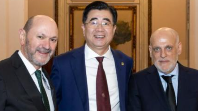 开云体育app下载-西甲主席：中国男足未来有望跻身世界前10 当前问题是青训体系竞争不足