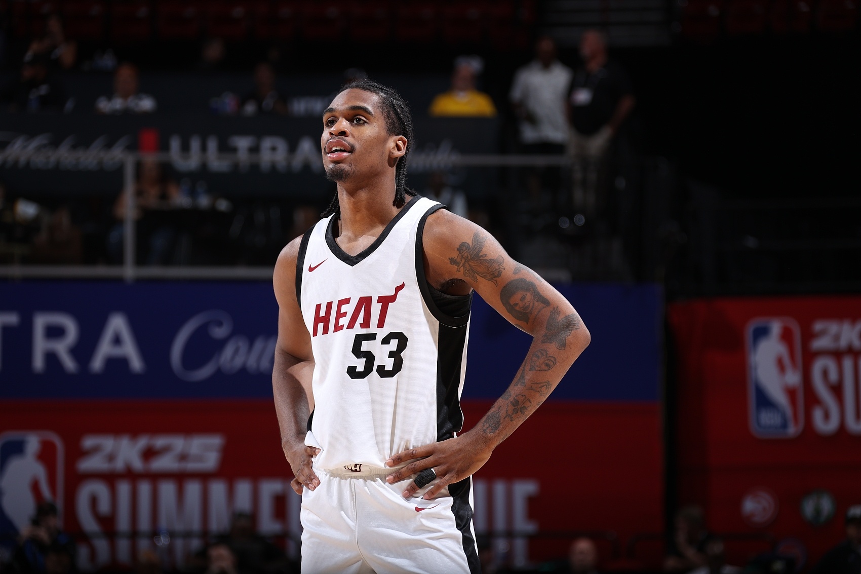 赛事直播-NBA场均6.5分!记者:前火箭&热火球员克里斯托弗自宣加盟深圳
